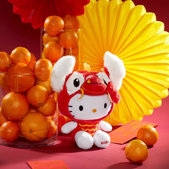 Hello Kitty 8" Year of the Dragon 2024 Boxed Plush (Limited Edition) - Picture 11 of 15